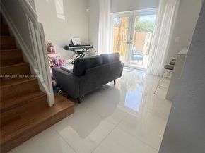 4106 NE 25th St, Homestead FL 33033