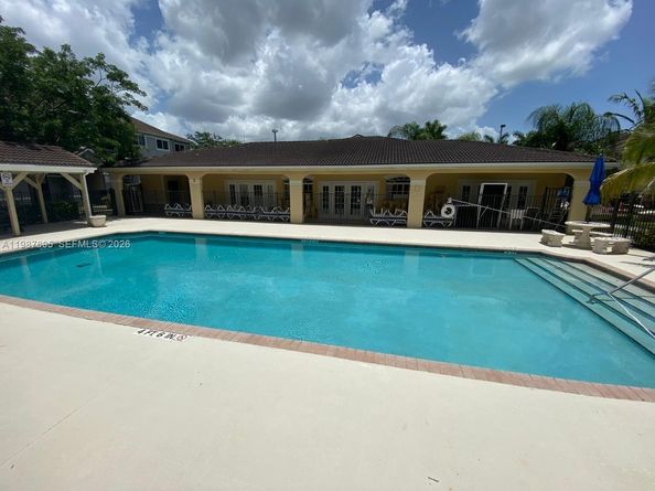 15410 SW 284st 8103, Homestead FL 33033