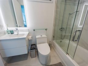 60 SW 13th St 3222, Miami FL 33130