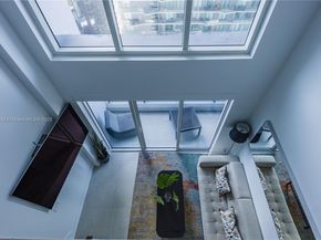 60 SW 13th St 3222, Miami FL 33130