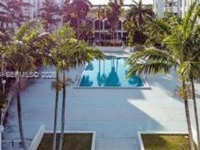 488 NW 165th St Rd B408, Miami FL 33169