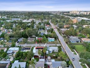 6404 Evans St, Hollywood FL 33024