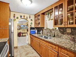 6404 Evans St, Hollywood FL 33024