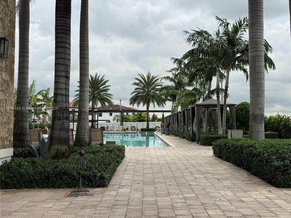 3464 W 114th Ter 3464, Hialeah FL 33018