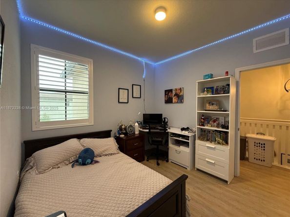 3464 W 114th Ter 3464, Hialeah FL 33018