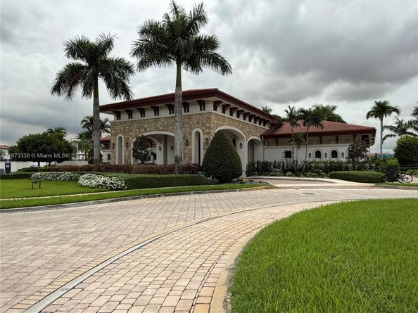 3464 W 114th Ter 3464, Hialeah FL 33018
