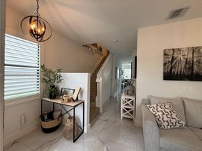 3464 W 114th Ter 3464, Hialeah FL 33018