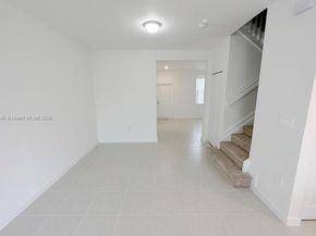 12432 NW 23rd Ct, Miami FL 33167
