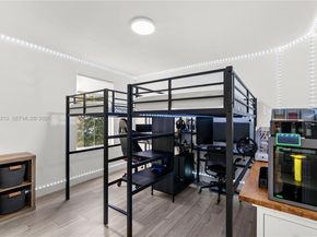 20775 NW 1st St, Pembroke Pines FL 33029