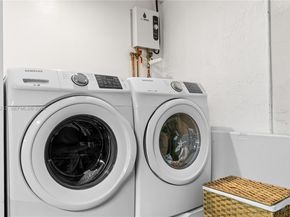 20775 NW 1st St, Pembroke Pines FL 33029