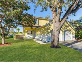 20775 NW 1st St, Pembroke Pines FL 33029