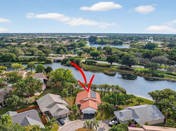 2360 Dover, Weston FL 33326