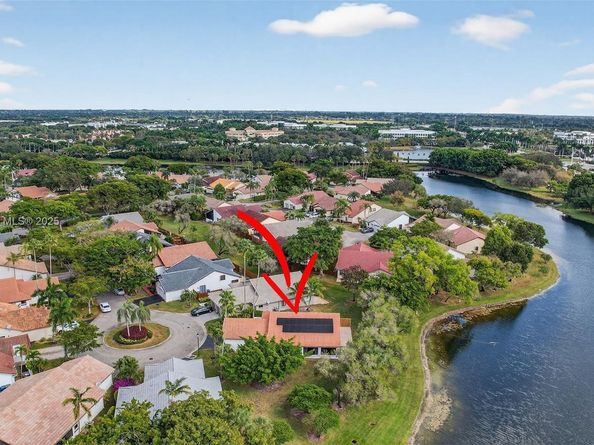 2360 Dover, Weston FL 33326