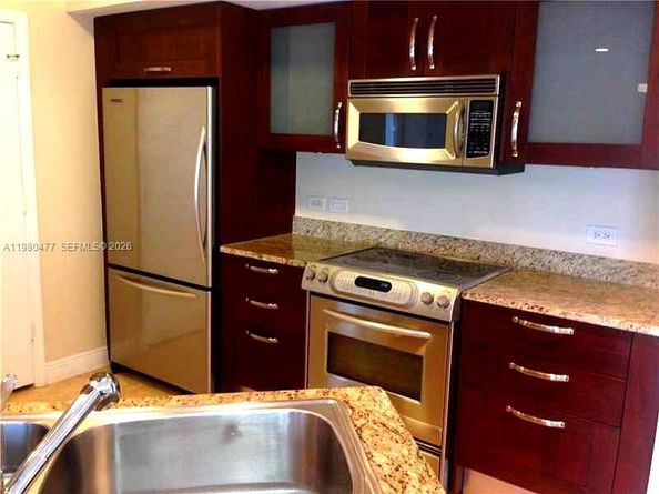 19900 E Country Club Dr 806, Aventura FL 33180