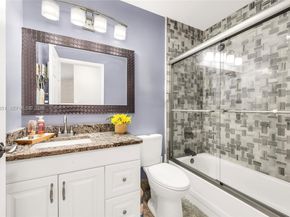2640 W Gately Dr W 1102, West Palm Beach FL 33415
