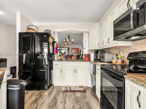 2640 W Gately Dr W 1102, West Palm Beach FL 33415