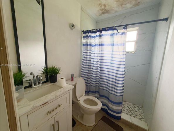 3411 NW 5th Ct, Lauderhill FL 33311