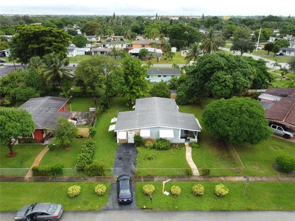 3411 NW 5th Ct, Lauderhill FL 33311