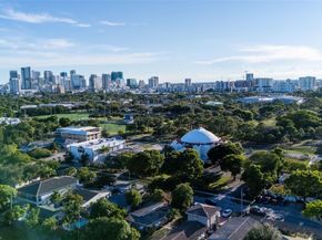 1615 NE 9th St, Fort Lauderdale FL 33304