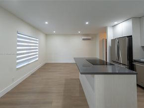 1615 NE 9th St, Fort Lauderdale FL 33304