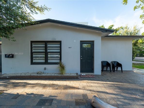 1615 NE 9th St, Fort Lauderdale FL 33304