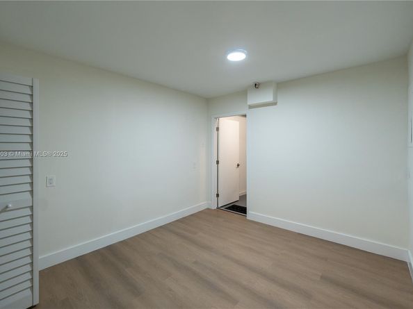 1615 NE 9th St, Fort Lauderdale FL 33304