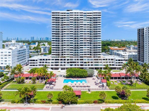 2555 Collins Ave 1511, Miami Beach FL 33140