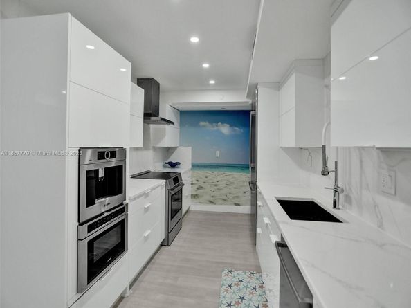 1155 Hillsboro Mile 202, Hillsboro Beach FL 33062