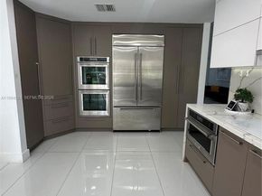 1607 SW 157th Ave, Pembroke Pines FL 33027