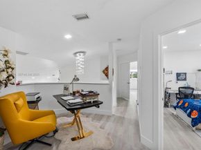 1607 SW 157th Ave, Pembroke Pines FL 33027
