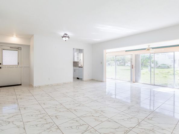 16985 SW 113th Ct 31541E, Miami FL 33157