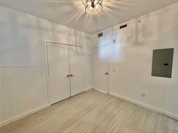 2900 NE 7th Ave 2706, Miami FL 33137