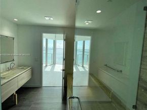 2900 NE 7th Ave 2706, Miami FL 33137
