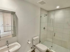 2900 NE 7th Ave 2706, Miami FL 33137