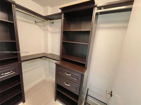 2900 NE 7th Ave 2706, Miami FL 33137