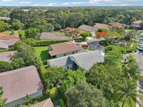 5708 NW 47th Ct, Coral Springs FL 33067
