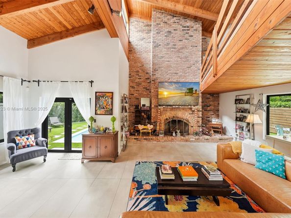 9200 NE 12th Ave, Miami Shores FL 33138