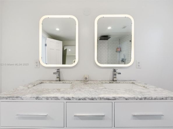 9200 NE 12th Ave, Miami Shores FL 33138