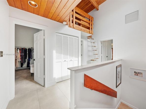 9200 NE 12th Ave, Miami Shores FL 33138