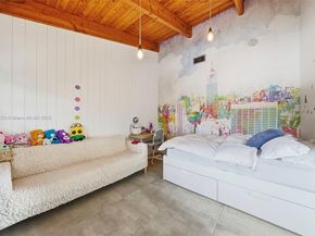 9200 NE 12th Ave, Miami Shores FL 33138