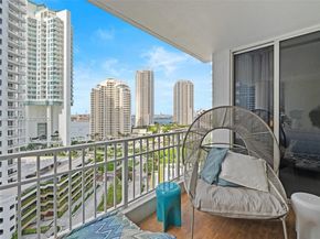 701 Brickell Key Blvd 1605, Miami FL 33131