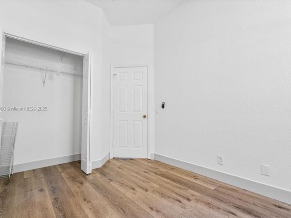 830 Lavender Cir, Weston FL 33327