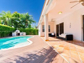 830 Lavender Cir, Weston FL 33327