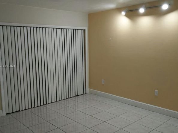 15620 SW 80th St H107, Miami FL 33193