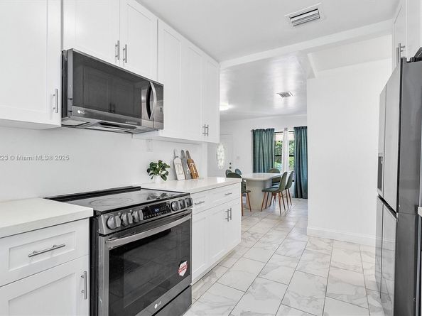 1100 NW 151st St, Miami FL 33169