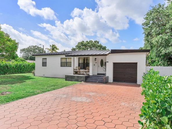 1100 NW 151st St, Miami FL 33169