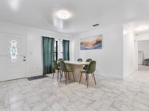 1100 NW 151st St, Miami FL 33169