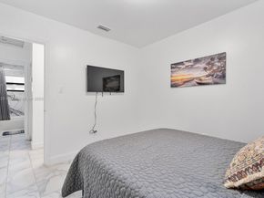1100 NW 151st St, Miami FL 33169