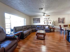 9906 Westwood Dr, Tamarac FL 33321