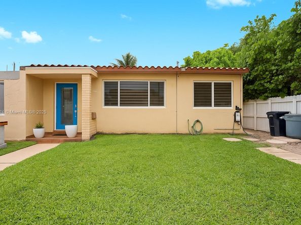 634 82nd St, Miami Beach FL 33141